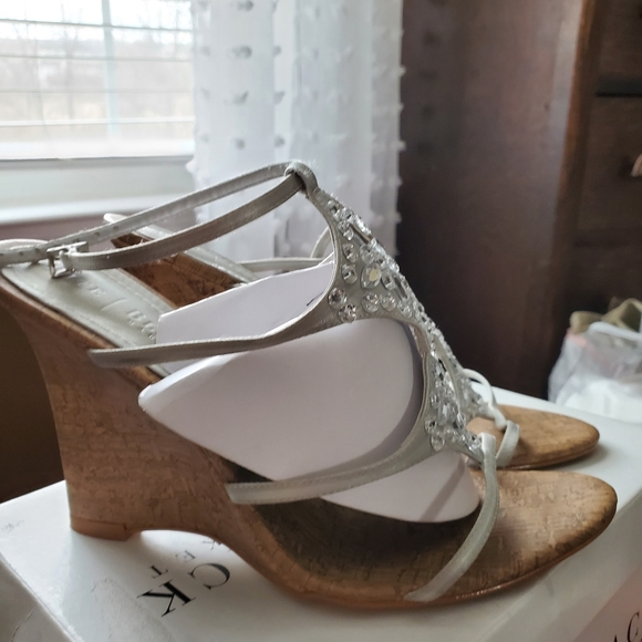 Sandals 👡 - Picture 3 of 3